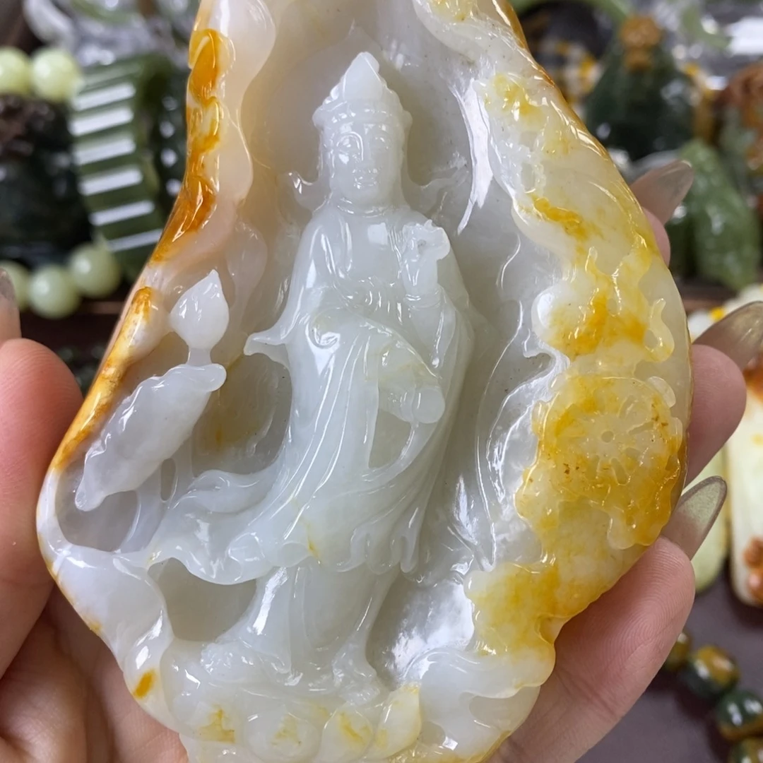 透闪石质玉未镶嵌摆件