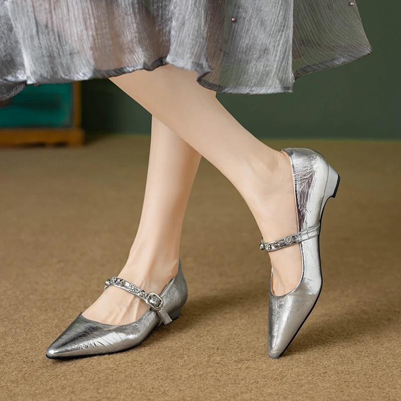 玛丽珍女鞋秋新款低跟法式尖头软底软面运动鞋工艺百搭气质小单鞋