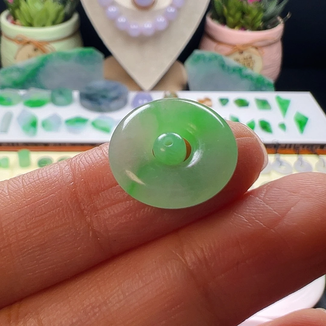 定制翡翠未镶嵌翡翠冰绿甜甜圈