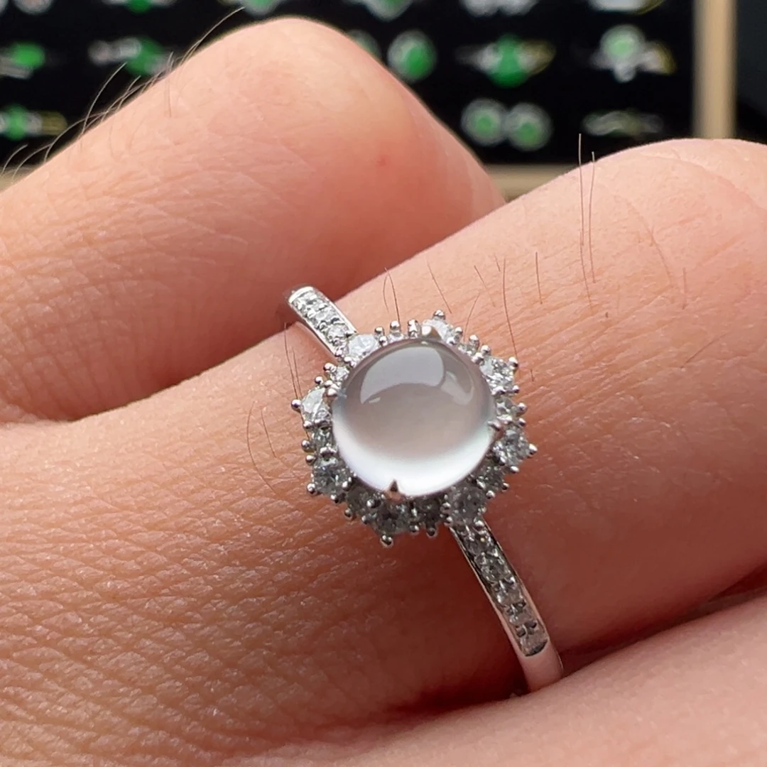 翡翠18K金镶嵌戒指蛋面5.1