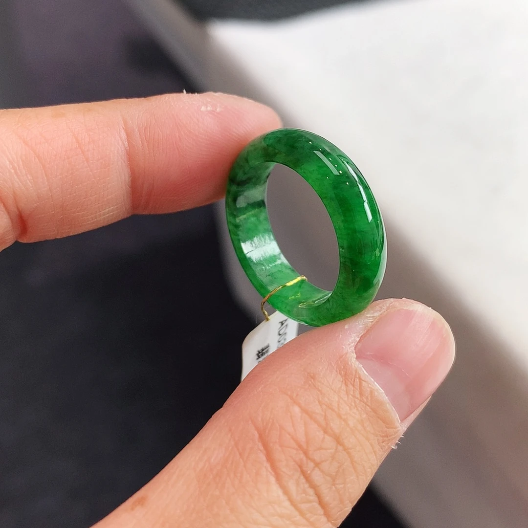 翡翠未镶嵌戒指17号