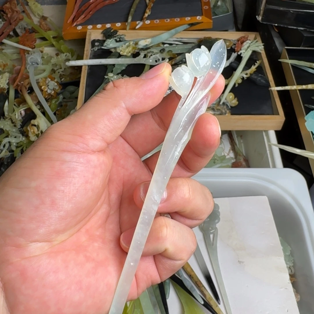 蛇纹石玉未镶嵌发饰