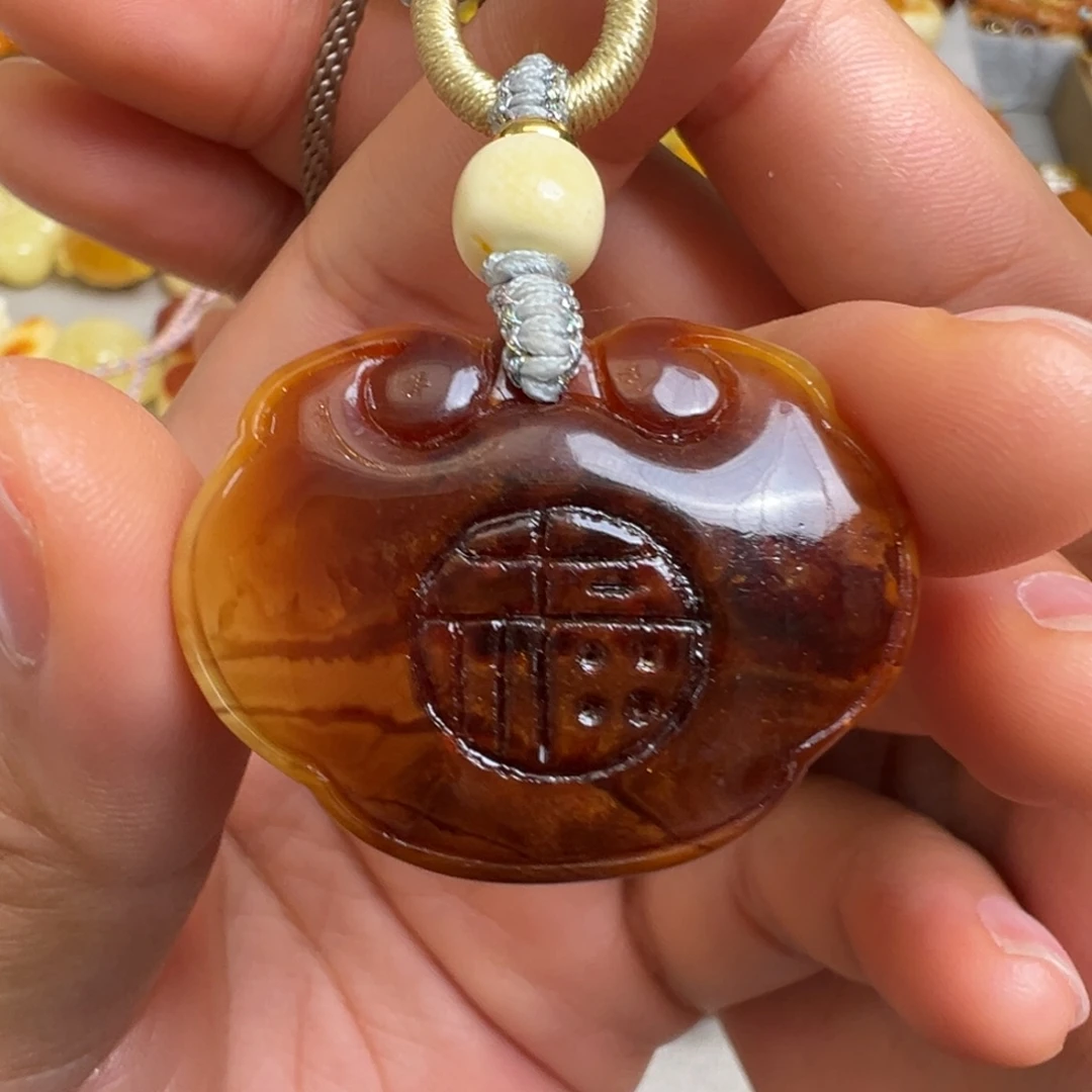 未镶嵌蜜蜡裸石蜜蜡