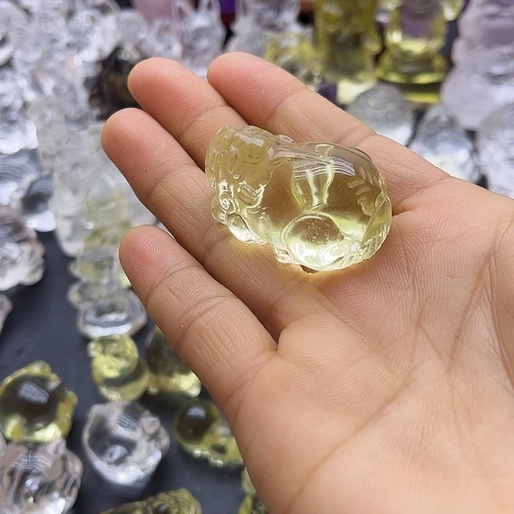 水晶摆件未镶嵌謝****y摆件