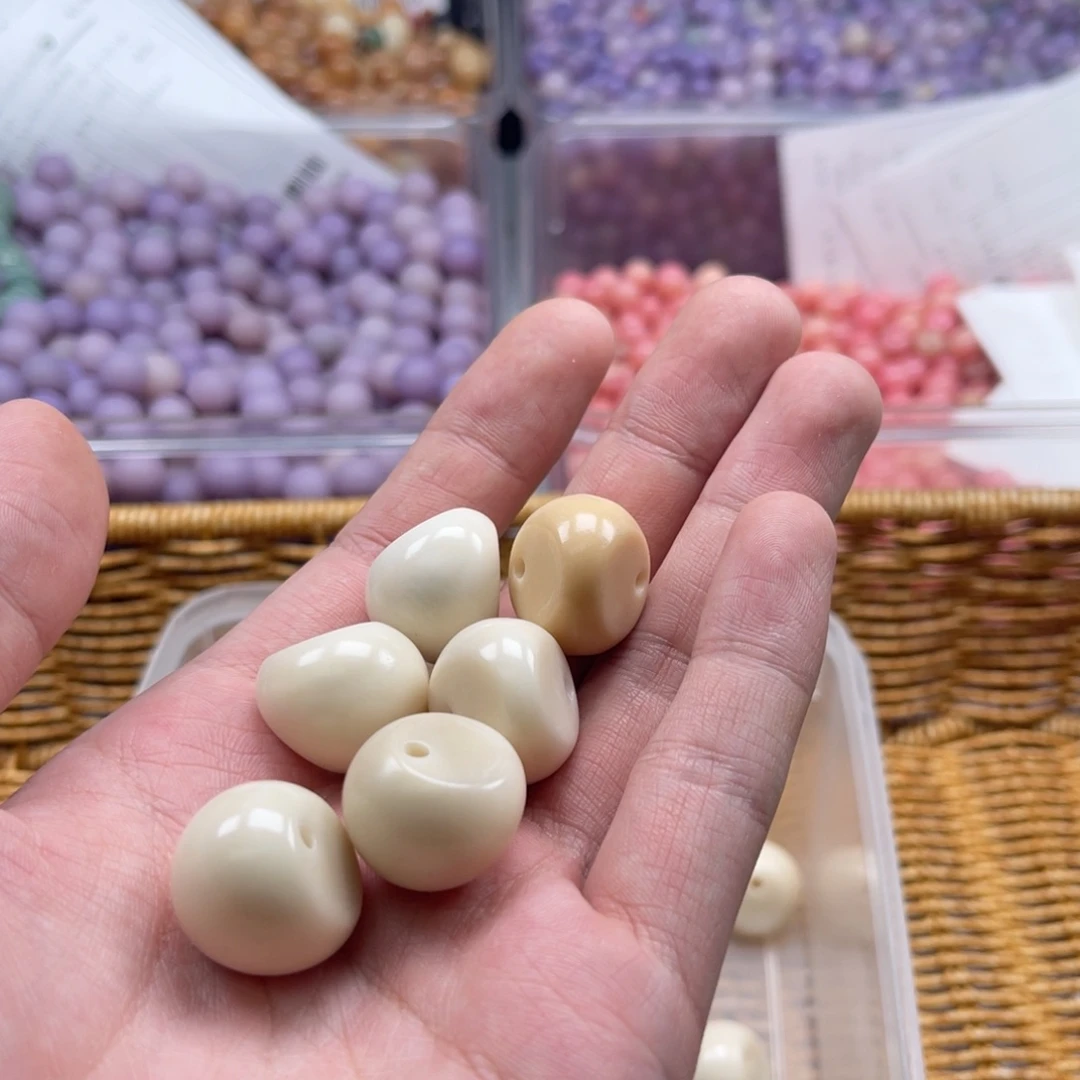 吊坠白玉菩提z22/微瑕3颗牙果蒜瓣