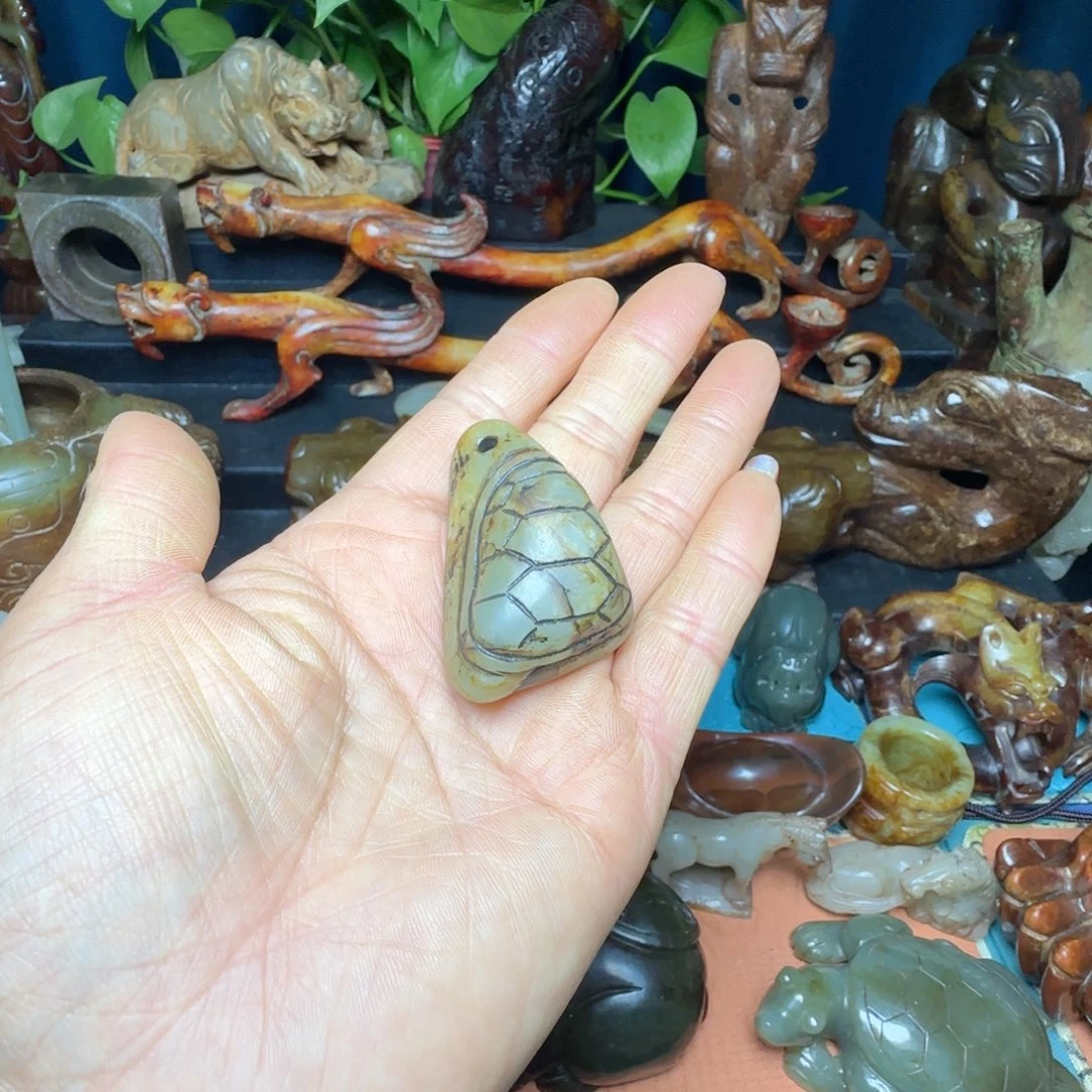 和田玉挂件未镶嵌高***?