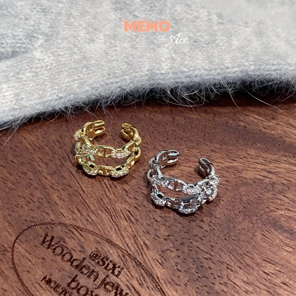 铜合金锆石耳饰 E294 三层小猪鼻 重工设计感双色金属质感耳骨夹