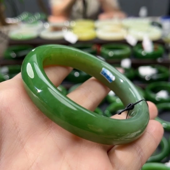 和田玉（碧玉）手镯未镶嵌