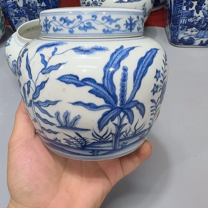J***卢摆件陶瓷纯手工青花罐