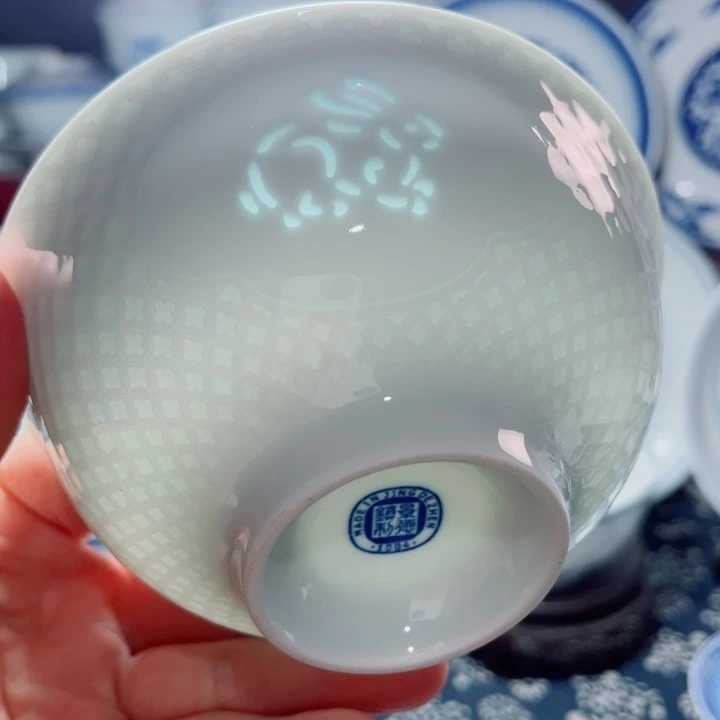 青花玲珑5寸饭碗生肖。兔