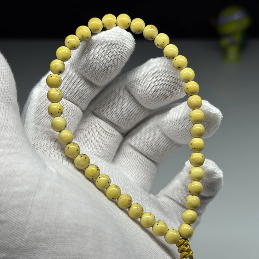 星月菩提圆珠 卡6 通体大留白圆珠 同枝石玉灰白润料 打底39粒