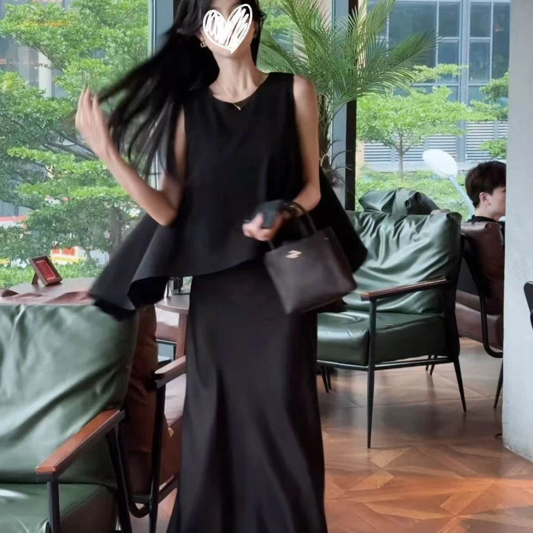 2025夏季清冷感气质套装不规则下摆设计感无袖背心高腰缎面半身裙