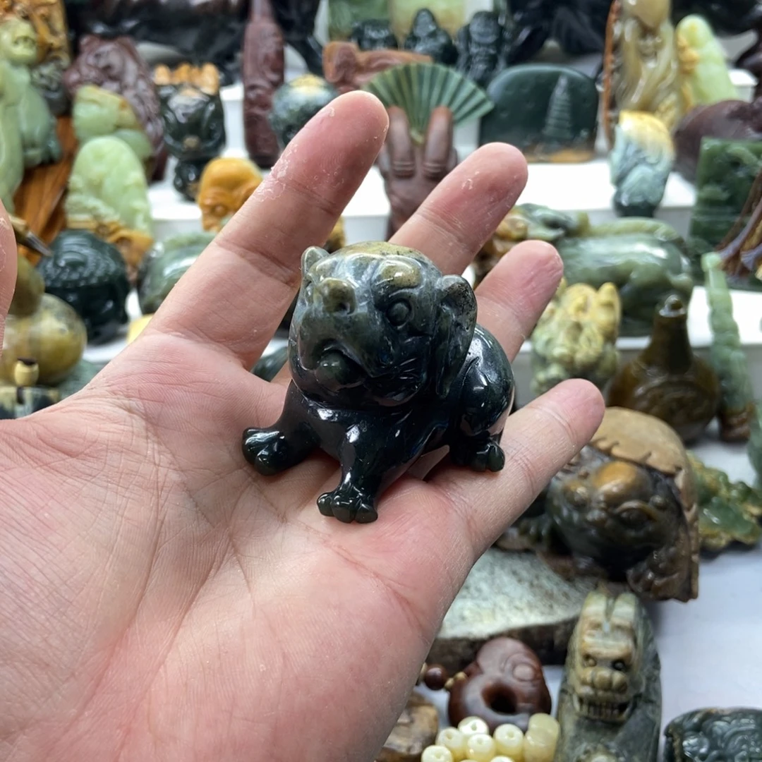 岫岩河磨玉（透闪石质玉）未镶嵌把件