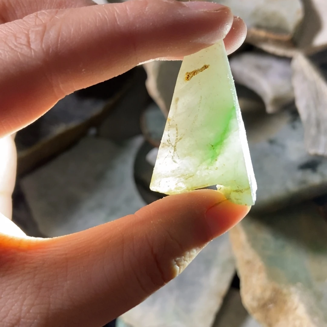 翡翠未镶嵌挂件天然翡翠