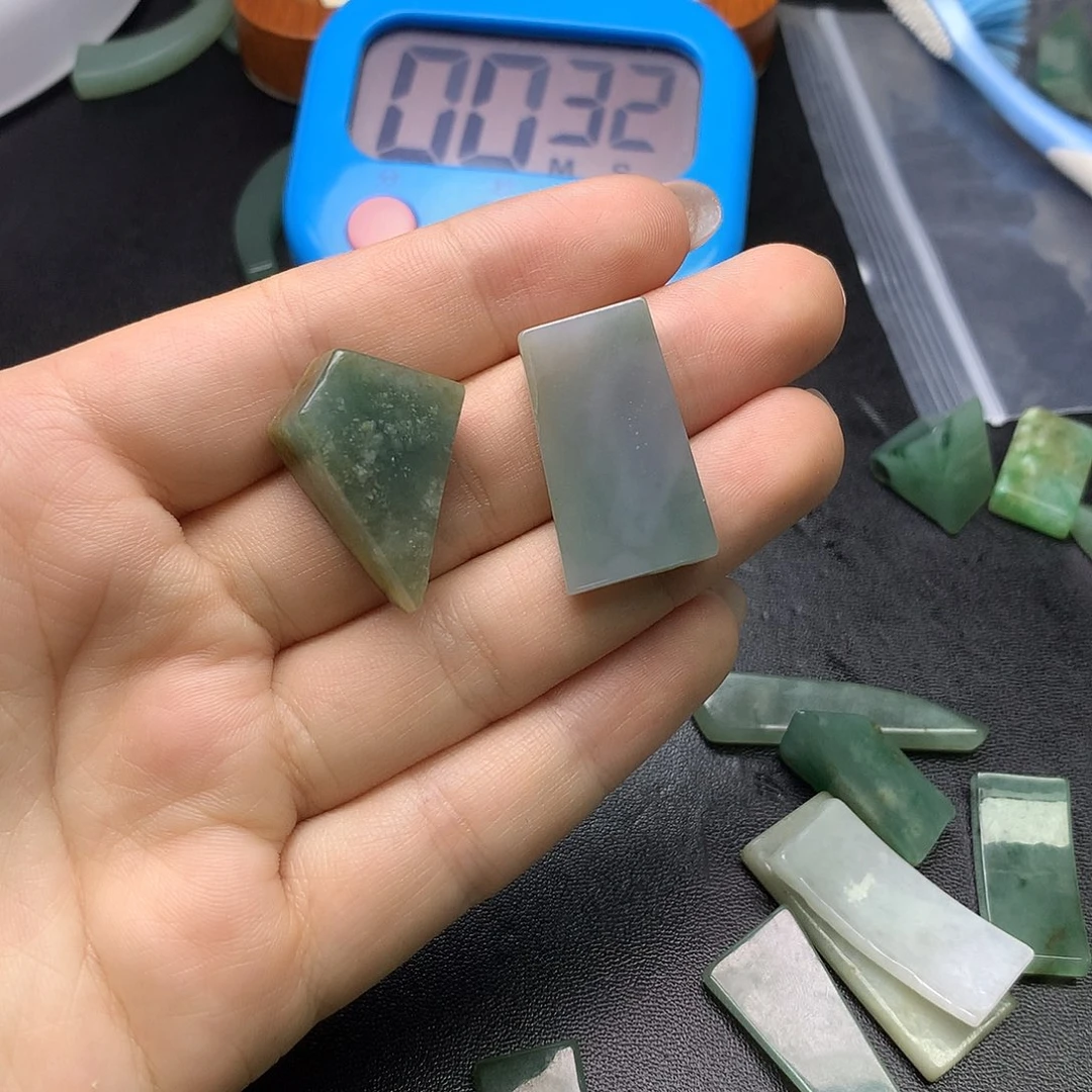 翡翠未镶嵌颈饰翡翠吊坠未镶嵌