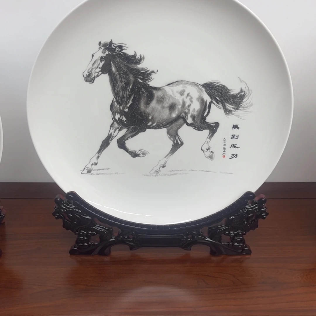 16寸刻瓷大盘马到成功
