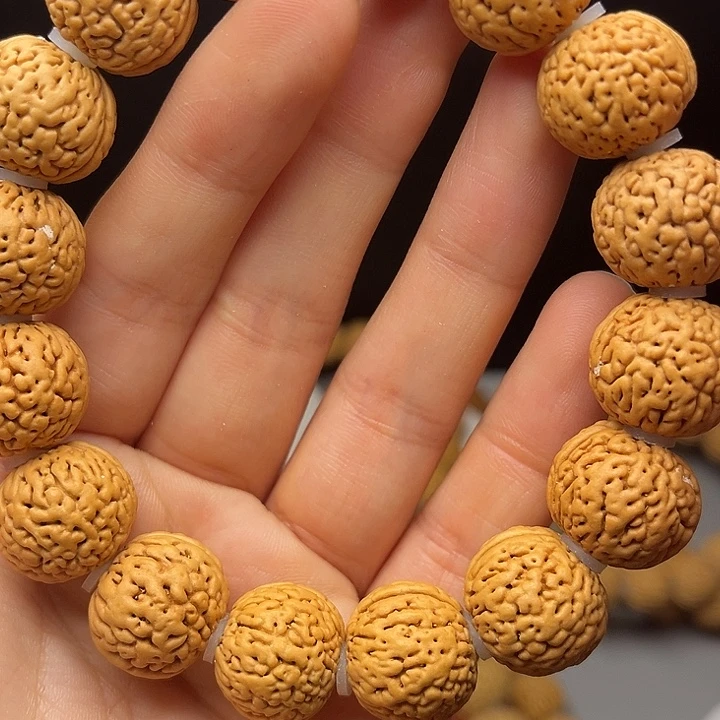 拍****吊坠桃核桃核手串