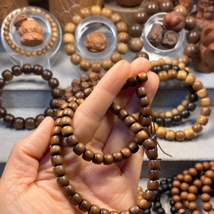 無***樂手串/手链檀香木老山檀奶香味6*7直切双圈