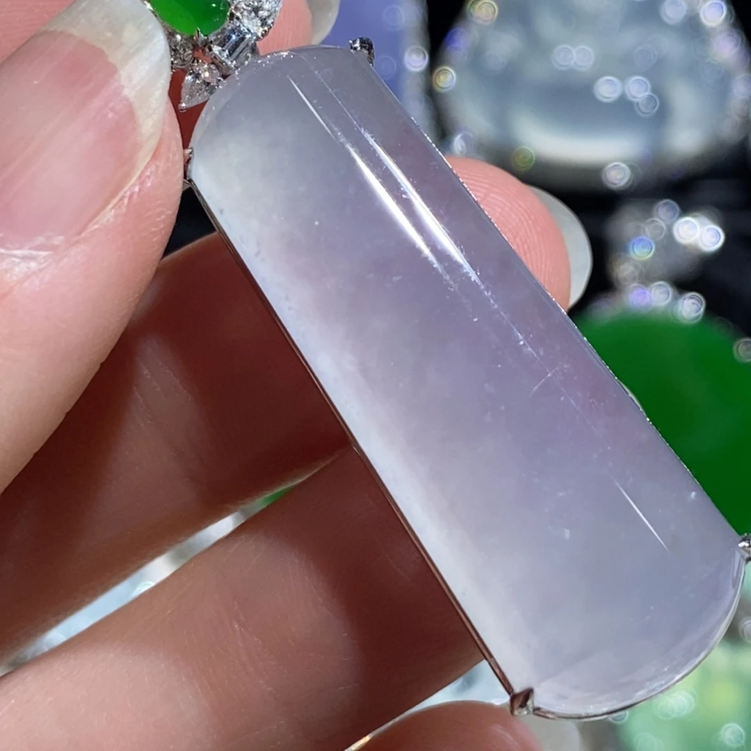 翡翠18K金镶嵌颈饰无事柱