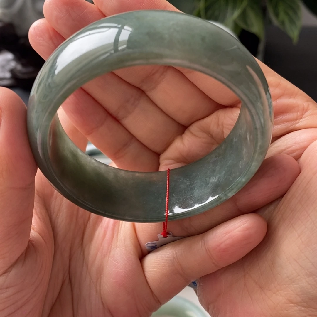 翡翠未镶嵌手镯天然