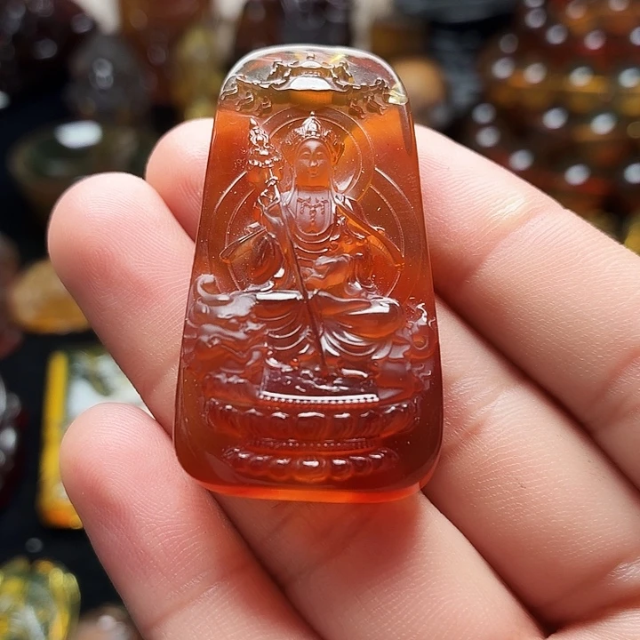 琥珀未镶嵌颈饰51