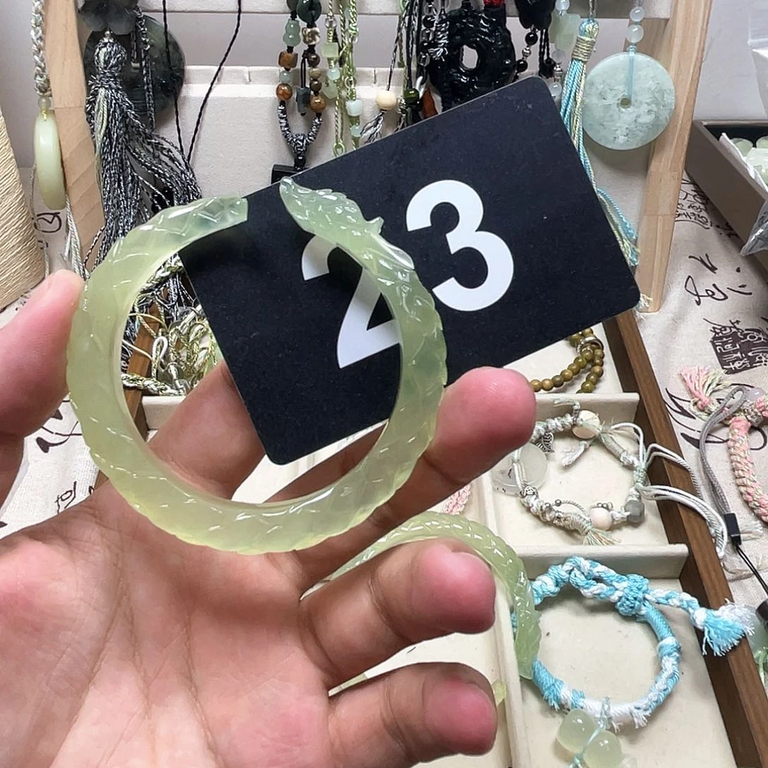 小***）蛇纹石玉合金颈饰