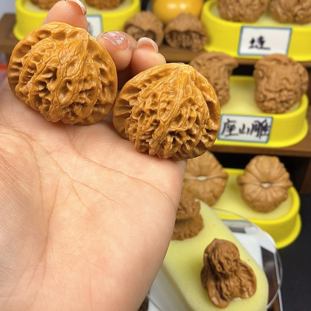 核桃宫灯 文玩/木作/... 文玩把件