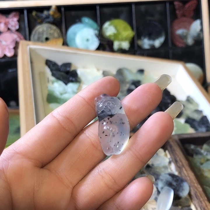 岫玉未镶嵌岫玉挂件