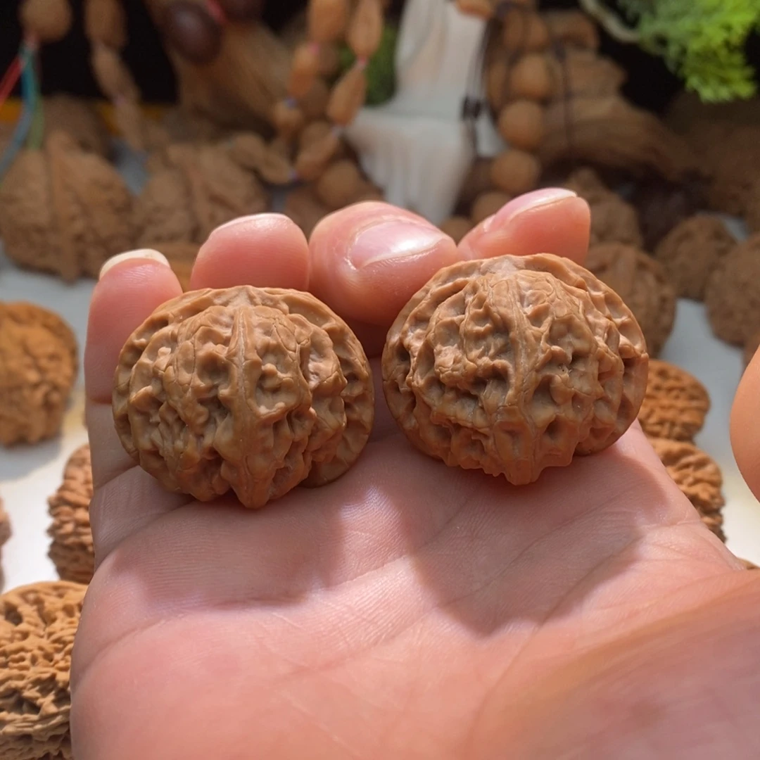 文玩核桃吊坠苹果园39