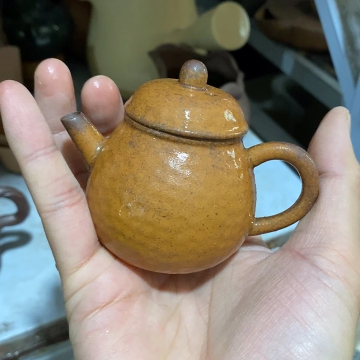 瓷片荷花的小秘密所在