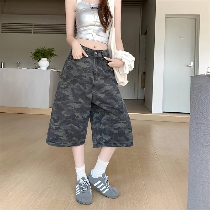 美式高街迷彩阔腿七分裤女夏季辣妹宽松显瘦水洗直筒中裤牛仔短裤