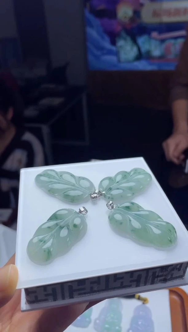 【石头说】严选-天然A货翡翠-叶子-多样性发一件-PQGJ697-3