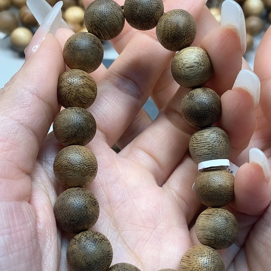 沉香手串初**庐文莱1.3鹧鸪斑圆珠单圈