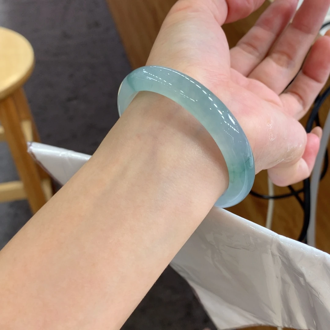 翡翠未镶嵌手镯天然A货翡翠52/53