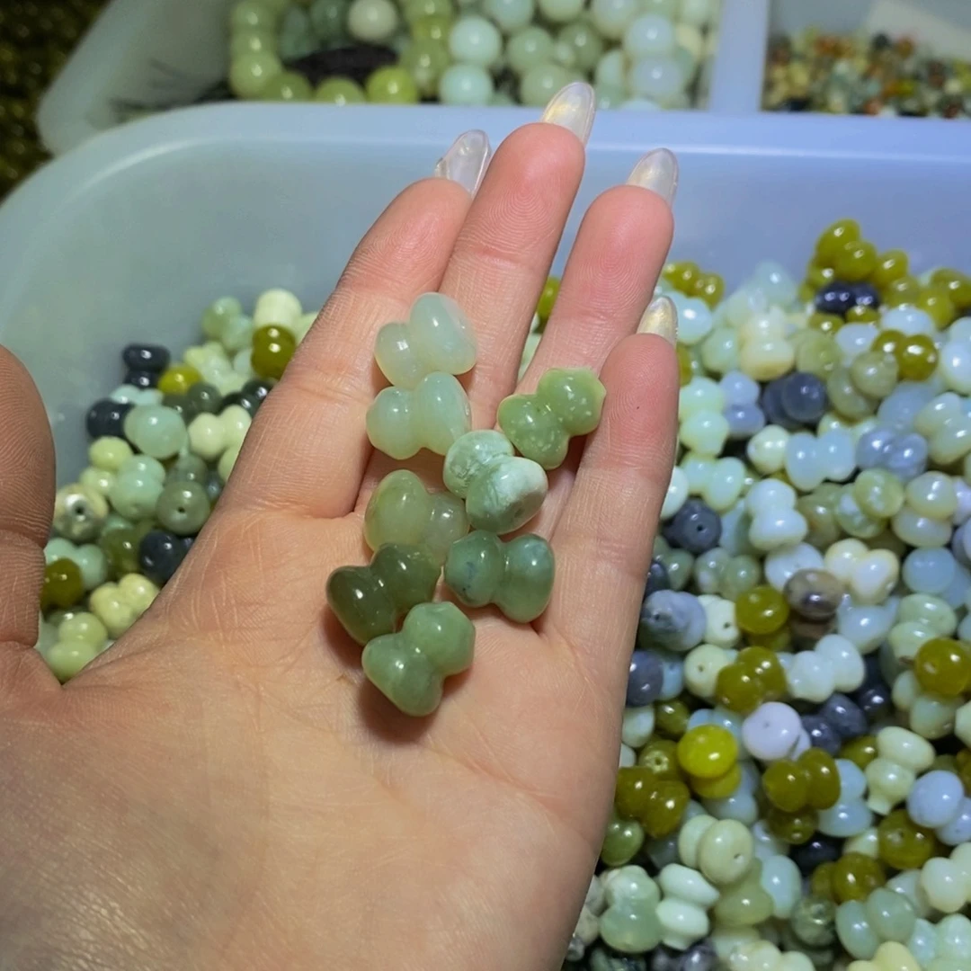 【闪购商品】蛇纹石玉颈饰未镶嵌208