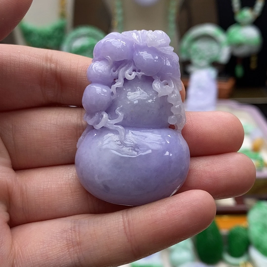 翡翠未镶嵌颈饰吊坠