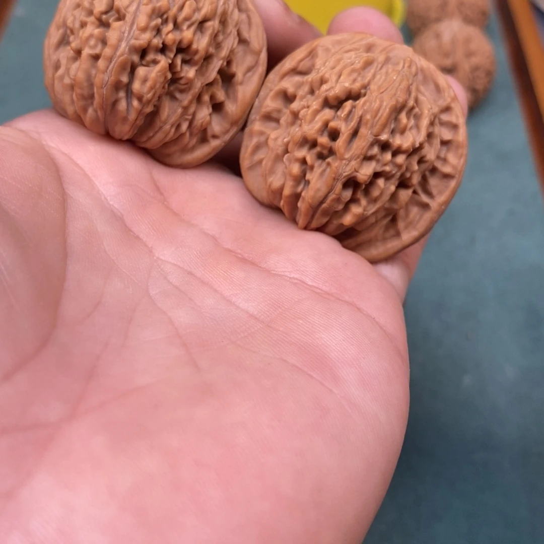 吊坠桃核全品小精楼