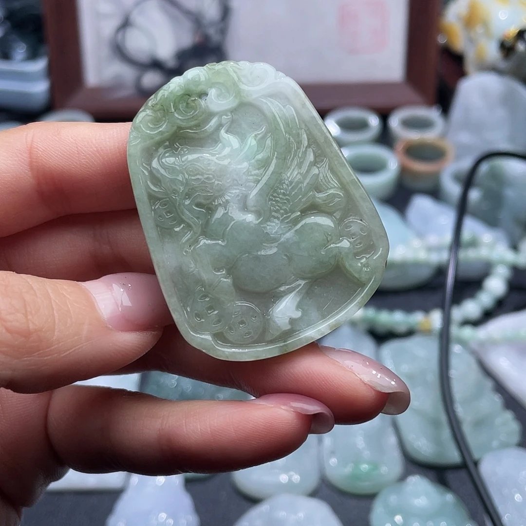 翡翠未镶嵌颈饰翡翠