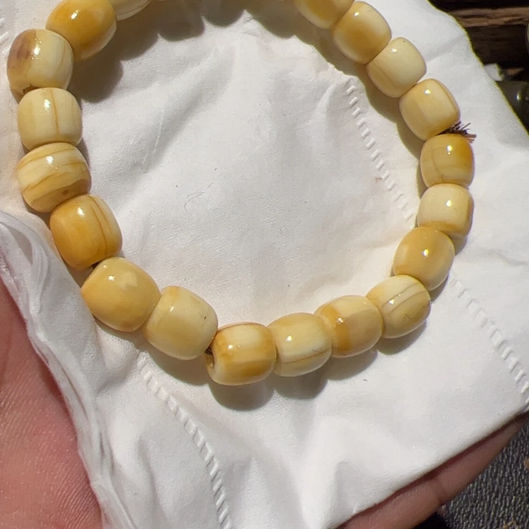 玻璃颈饰你在一起的