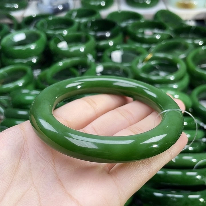 未镶嵌手镯和田玉（碧玉）