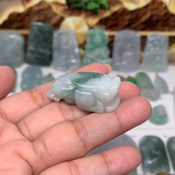 颈饰未镶嵌翡翠11