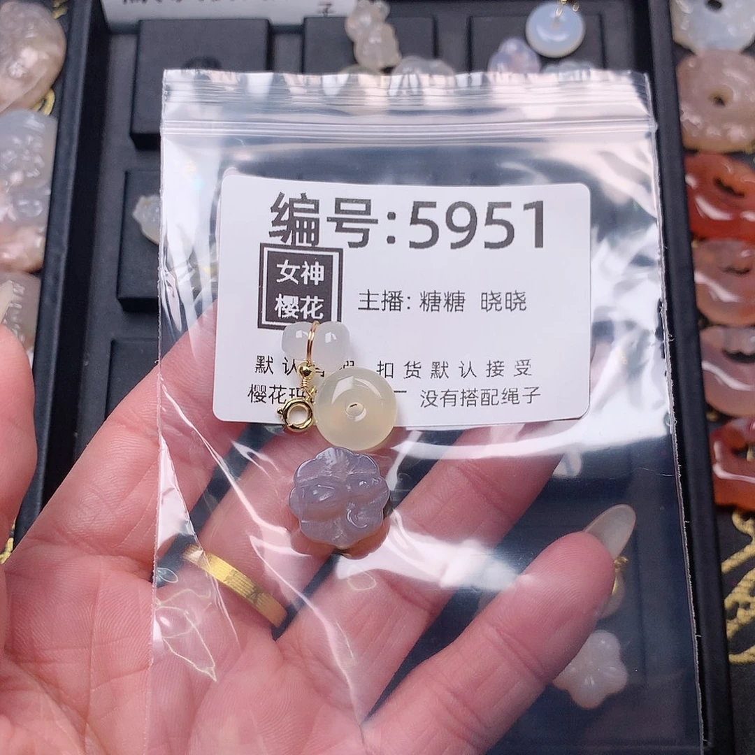 玛瑙/玉髓颈饰合金小****?