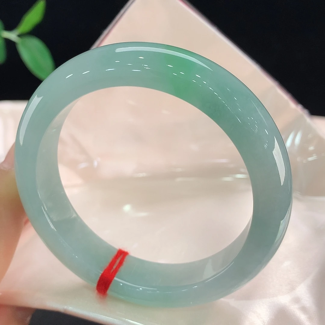 翡翠未镶嵌手镯1253