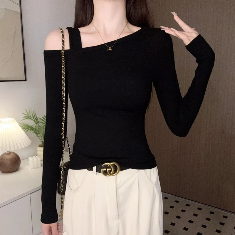 早秋设计感小众气质斜肩黑色上衣一字肩露肩修身长袖t恤女打底衫