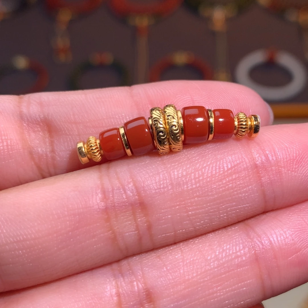 南红玛瑙未镶嵌颈饰