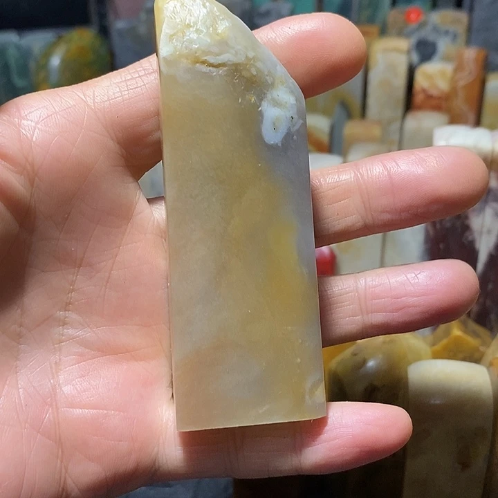 俊***友昌化鸡血石昌化石