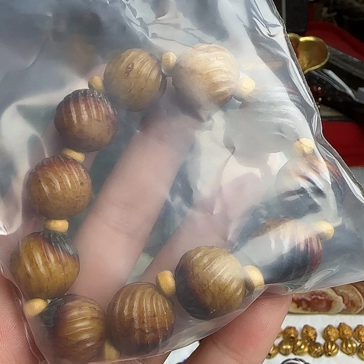 白玉菩提吊坠空*悟精品