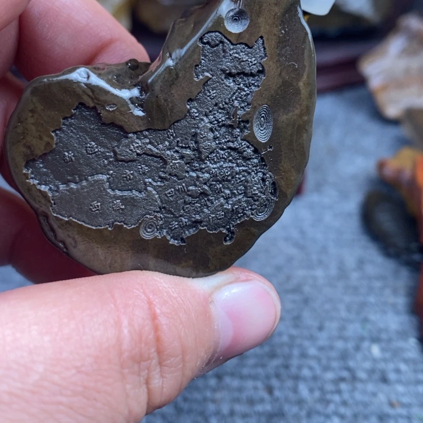 【闪购商品】原石雕刻手把件