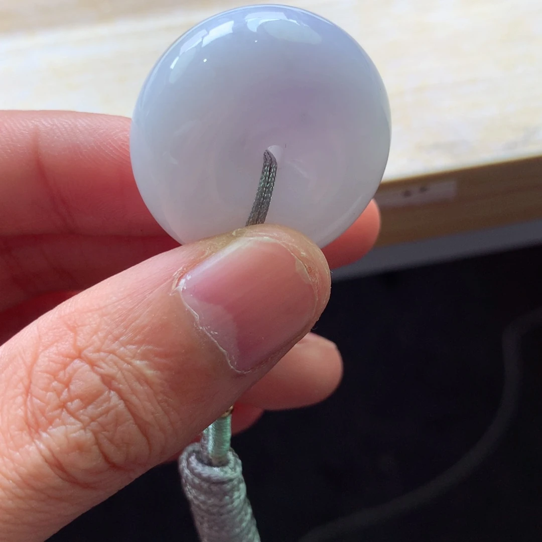 翡翠颈饰未镶嵌吊坠