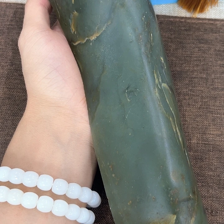 手链未镶嵌和田玉牛**忙
